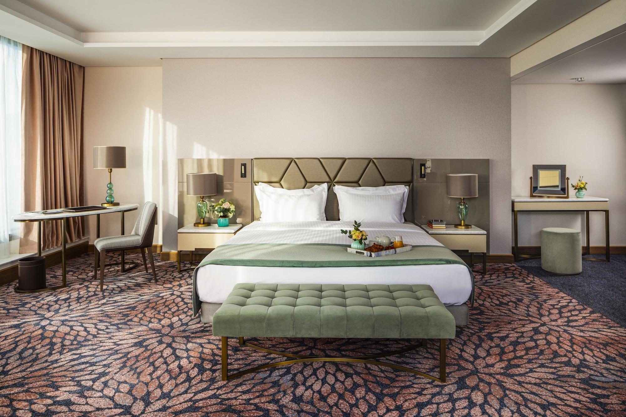 Grand Millennium Otel 5*